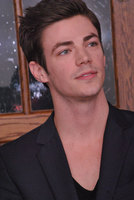Grant Gustin Longsleeve T-shirt #2882987