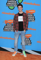 Grant Gustin Longsleeve T-shirt #3205537