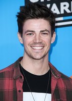 Grant Gustin mug #G1450680