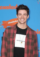 Grant Gustin t-shirt #3208585