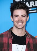 Grant Gustin mug #G1450693