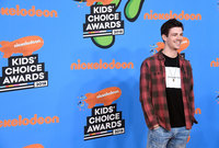 Grant Gustin t-shirt #3775556