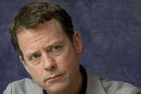 Greg Kinnear Sweatshirt #2305632