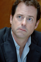 Greg Kinnear t-shirt #2400646