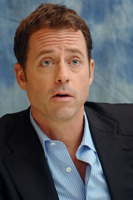 Greg Kinnear t-shirt #2403724