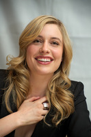 Greta Gerwig Longsleeve T-shirt #2420956