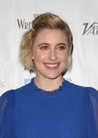 Greta Gerwig Longsleeve T-shirt #3102299