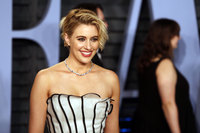 Greta Gerwig Longsleeve T-shirt #3163036