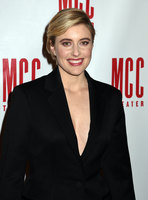Greta Gerwig Longsleeve T-shirt #3241453