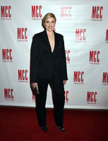 Greta Gerwig Longsleeve T-shirt #3241469