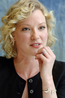 Gretchen Mol Longsleeve T-shirt #2404524