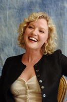 Gretchen Mol Longsleeve T-shirt #2404534