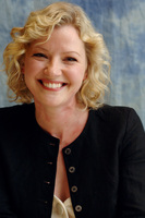 Gretchen Mol mug #G718048