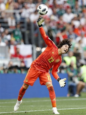 Guillermo Ochoa posters