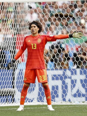 Guillermo Ochoa posters