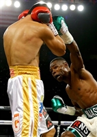 Guillermo Rigondeaux Sweatshirt #3581285