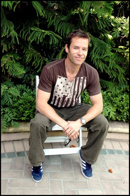 Guy Pearce posters