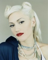 Gwen Stefani Longsleeve T-shirt #1279593