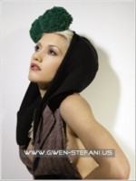 Gwen Stefani Longsleeve T-shirt #1332992