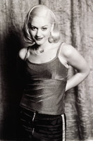 Gwen Stefani Longsleeve T-shirt #2120977