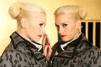 Gwen Stefani Longsleeve T-shirt #2157221
