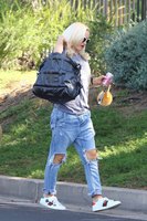Gwen Stefani Longsleeve T-shirt #2812512