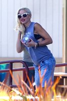 Gwen Stefani Longsleeve T-shirt #2812543