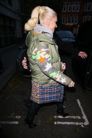 Gwen Stefani Longsleeve T-shirt #2921221