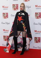 Gwen Stefani Longsleeve T-shirt #2921255