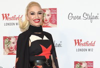 Gwen Stefani Longsleeve T-shirt #2921277