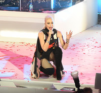 Gwen Stefani Longsleeve T-shirt #2921278