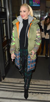 Gwen Stefani Longsleeve T-shirt #2921284