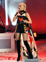 Gwen Stefani Longsleeve T-shirt #2921292