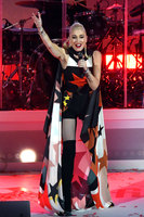 Gwen Stefani magic mug #G1163402