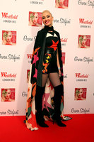 Gwen Stefani Longsleeve T-shirt #2921352
