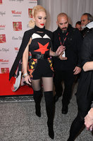 Gwen Stefani Longsleeve T-shirt #2921378