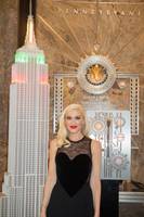 Gwen Stefani Longsleeve T-shirt #2921418