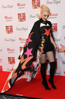 Gwen Stefani Longsleeve T-shirt #2921451