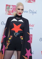 Gwen Stefani Longsleeve T-shirt #2921552