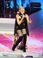 Gwen Stefani Longsleeve T-shirt #2921563