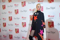 Gwen Stefani Longsleeve T-shirt #2921576