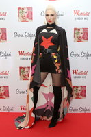 Gwen Stefani Longsleeve T-shirt #2921613