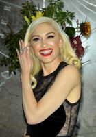 Gwen Stefani Longsleeve T-shirt #2921618