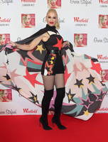Gwen Stefani Sweatshirt #2921673