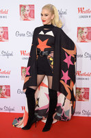 Gwen Stefani Longsleeve T-shirt #2921701