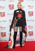 Gwen Stefani Longsleeve T-shirt #2921707