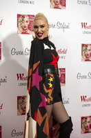 Gwen Stefani Longsleeve T-shirt #2921740