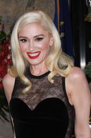 Gwen Stefani Longsleeve T-shirt #2921758