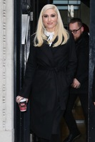 Gwen Stefani Longsleeve T-shirt #2921766