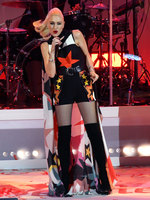 Gwen Stefani Longsleeve T-shirt #2921781